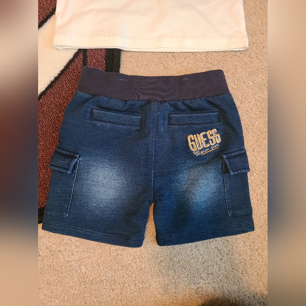 GUESS Outfit - Picture 2 of 2